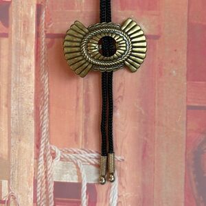 Vintage Ornate Concho Bolo Tie | Gold-Tone